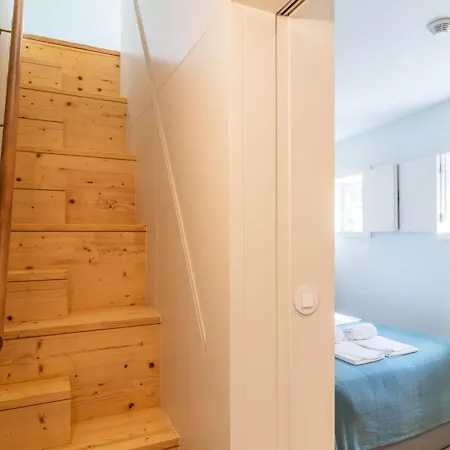 Apartment Barros Lima 493 By Lovelystay Porto